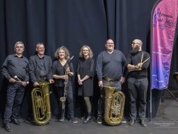 Les autres ! (percussions et basses)